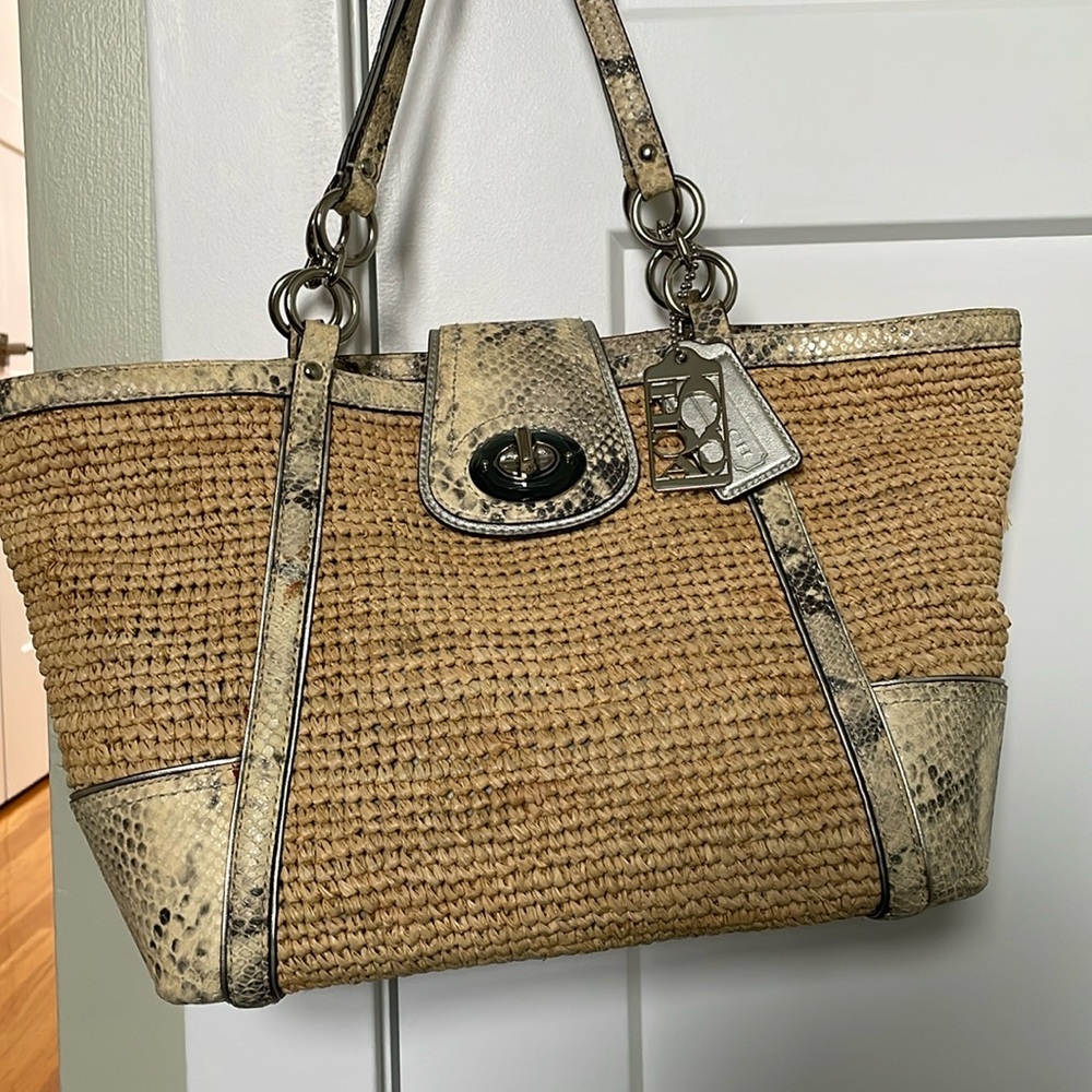 Coach Hampton’s Python Straw Turn Lock Tote #19359 EUC Zebra Print Lining.